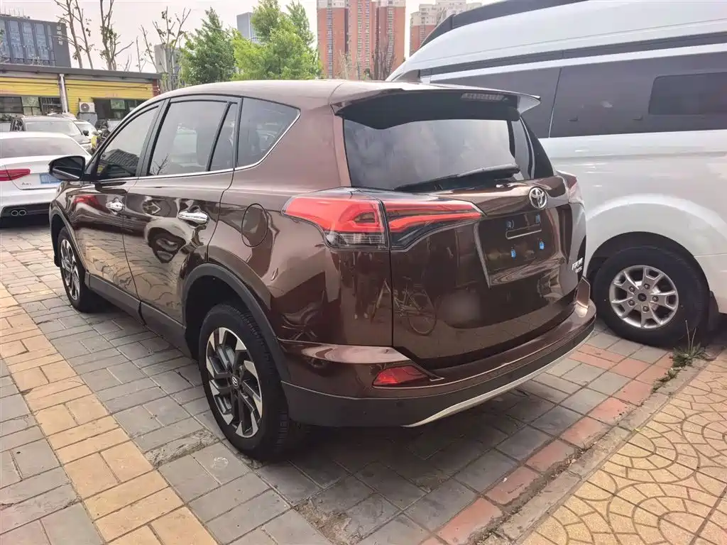 Toyota RAV4 Rongfang 2018 2.5L Automatic 4WD Elite i Edition фото 13