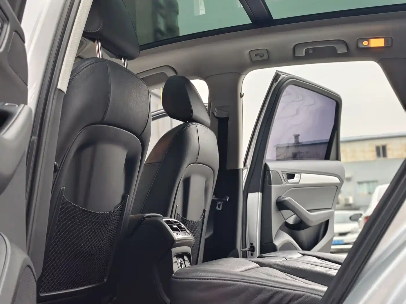 Audi Q5 2015 40 TFSI Technology фото 16