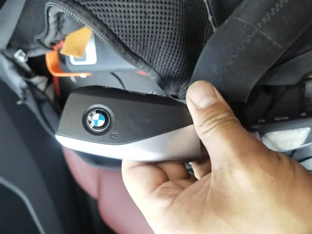 BMW 3 Series 2023 325Li M Sport Package фото 15