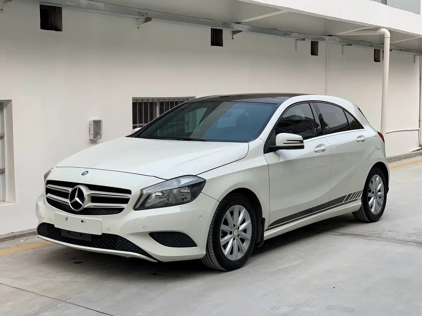 Mercedes-Benz A-Class (Import) 2013 A 180 Fashion