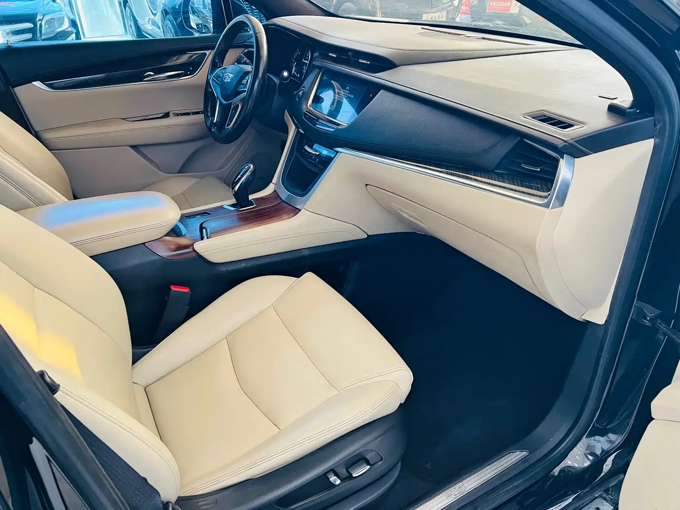 Cadillac XT5 2016 25T Technology Model фото 13