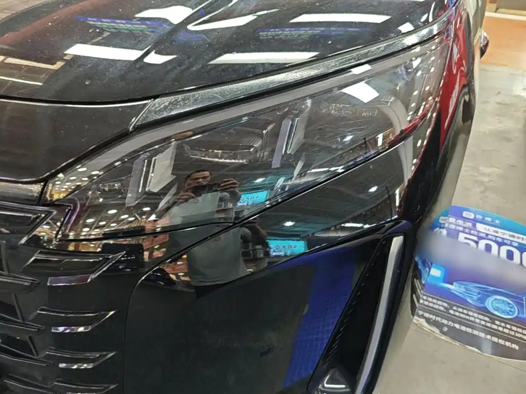 BYD Xia 2025 2025 DM-i 1.5T 180km Surpass Edition