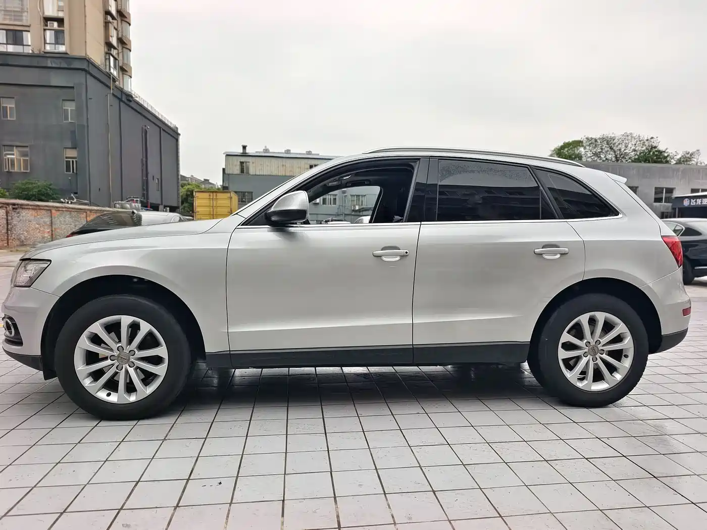 Audi Q5 2015 40 TFSI Technology фото 3