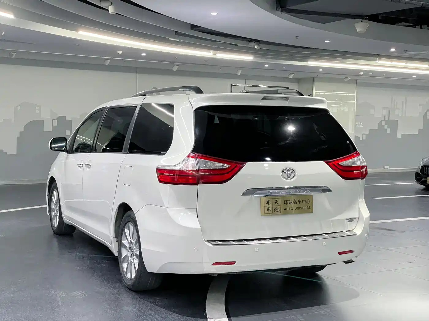 Toyota Sienna 2015 3.5L 4WD L фото 6