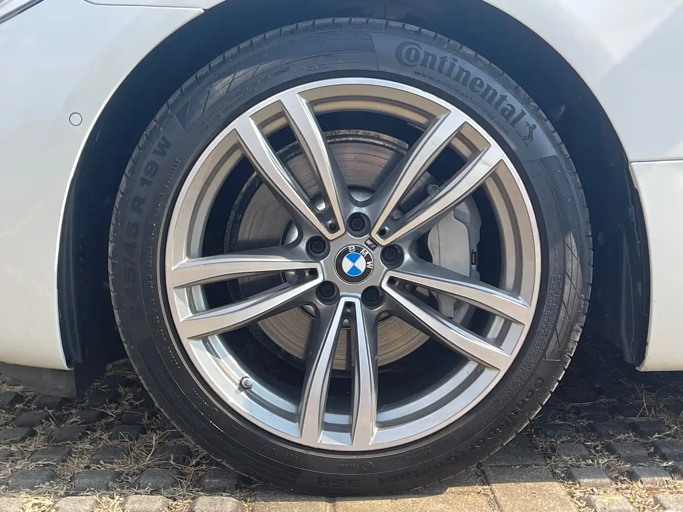 BMW 6 Series GT 2020 630i M Sport Package фото 22