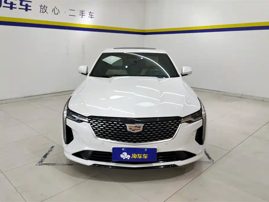 CADILLAC CT4