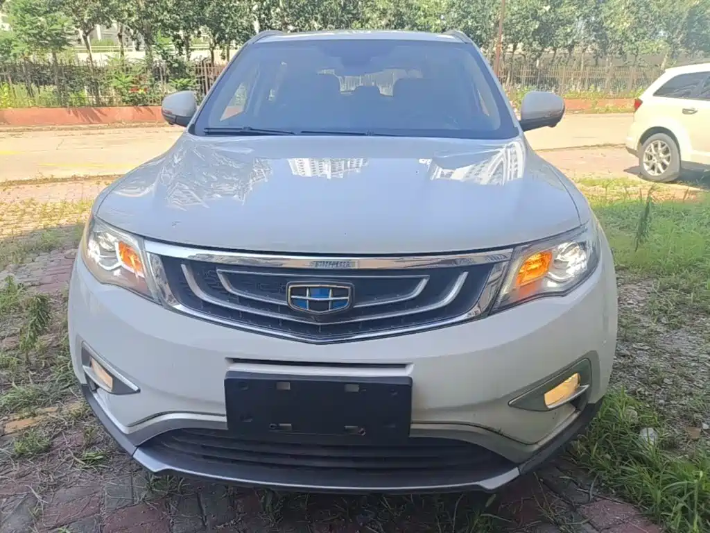 Фото 3 - Geely Boyue