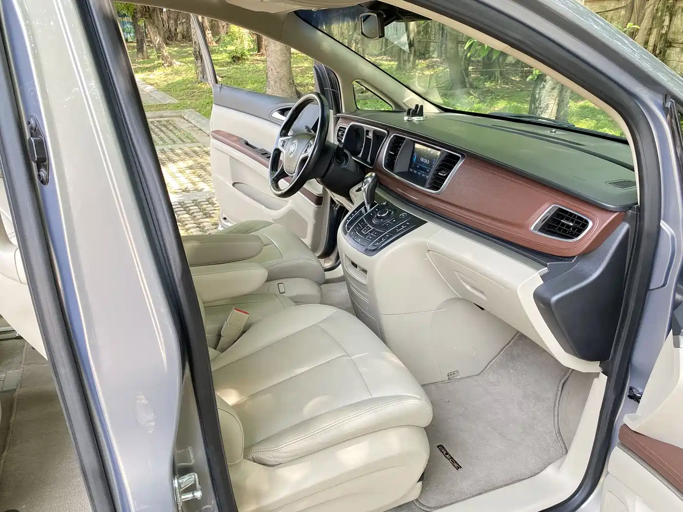 Buick GL8 2018 28T Luxury Model China VI фото 19