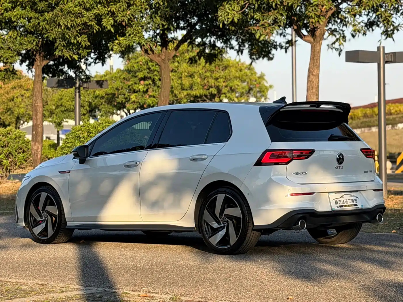 Volkswagen Golf GTI 2023 380TSI DSG GTI фото 30