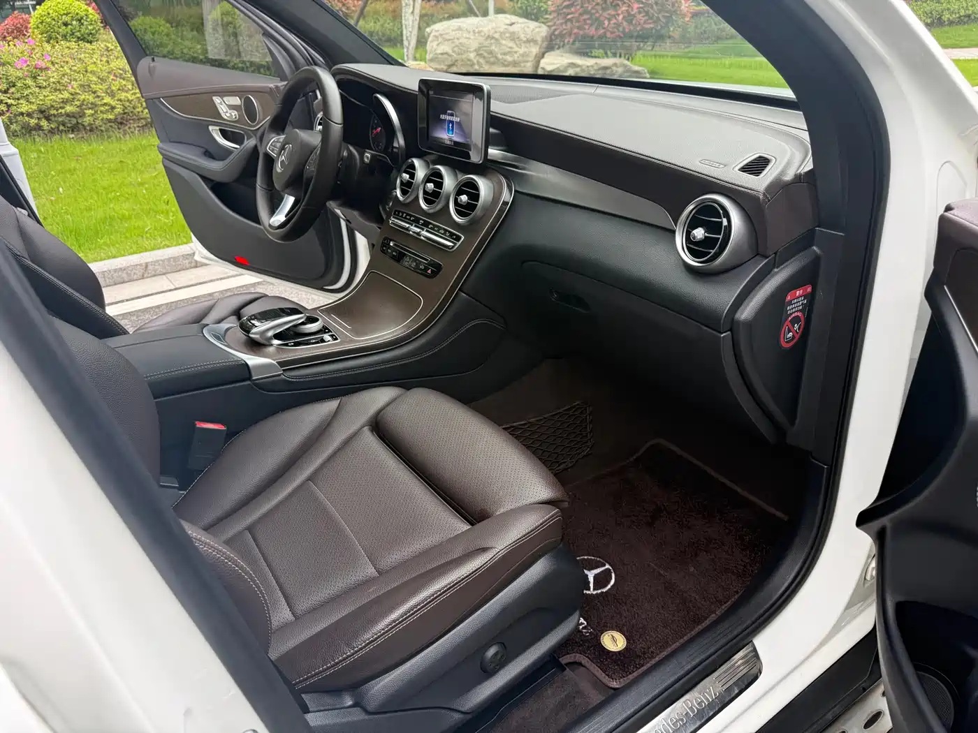 Mercedes-Benz GLC 2018 GLC 300 4MATIC Dynamic фото 15