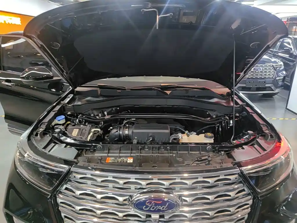 Ford Explorer 2021 2020 EcoBoost 285 AWD Titanium Edition 7-Seater
