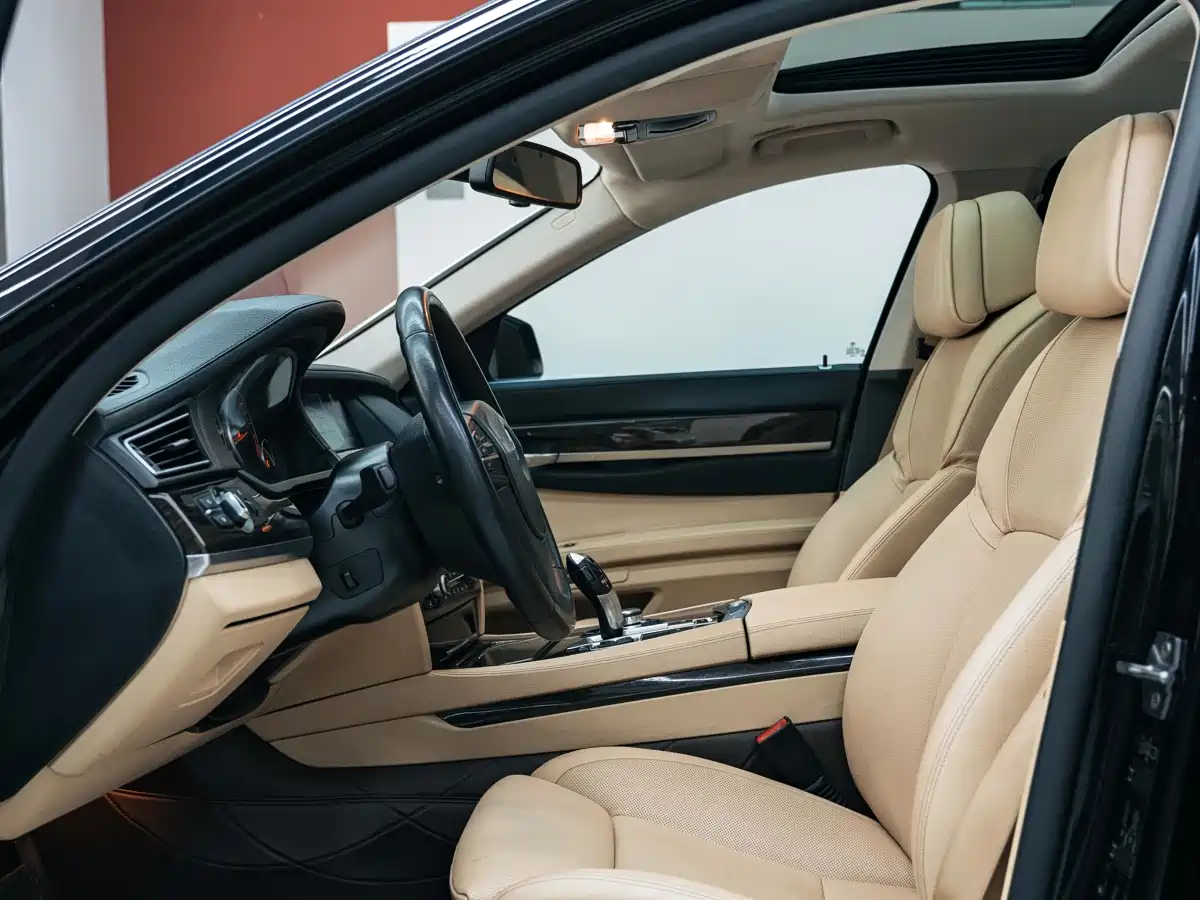 BMW 7 Series 2011 2009 730Li Luxury