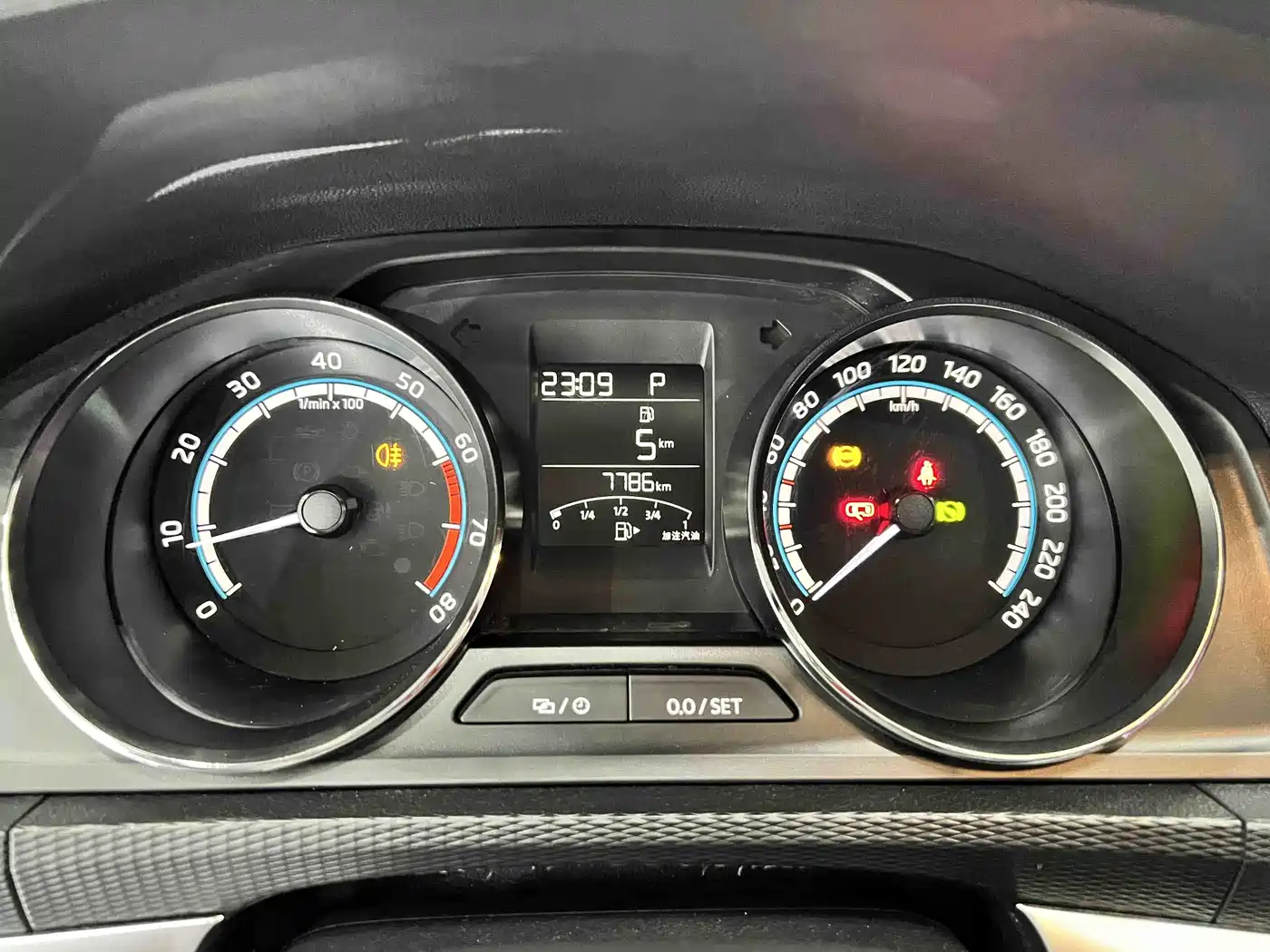 Škoda Kamiq 2023 Facelift 1.5L Auto Comfort Edition фото 11