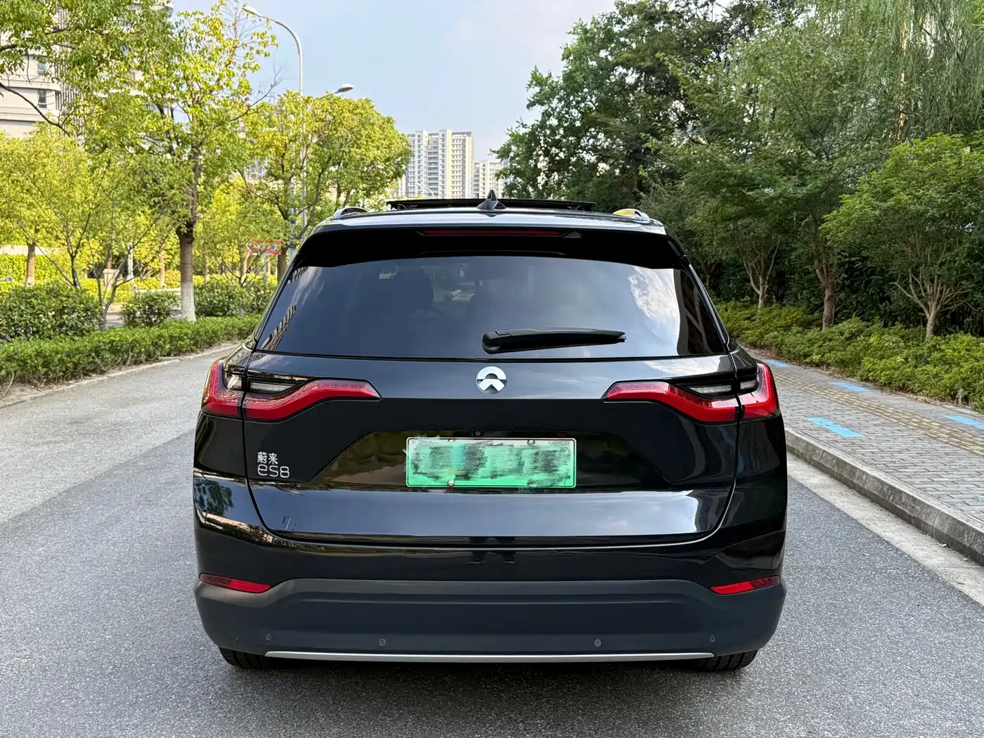 NIO ES8 2018 2018 355KM Base Model 7-Seater Version
