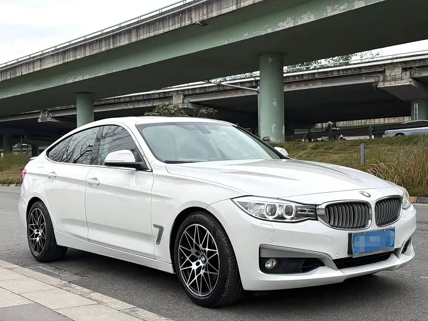 BMW 3 Series GT 2014 328i Design Package фото 3