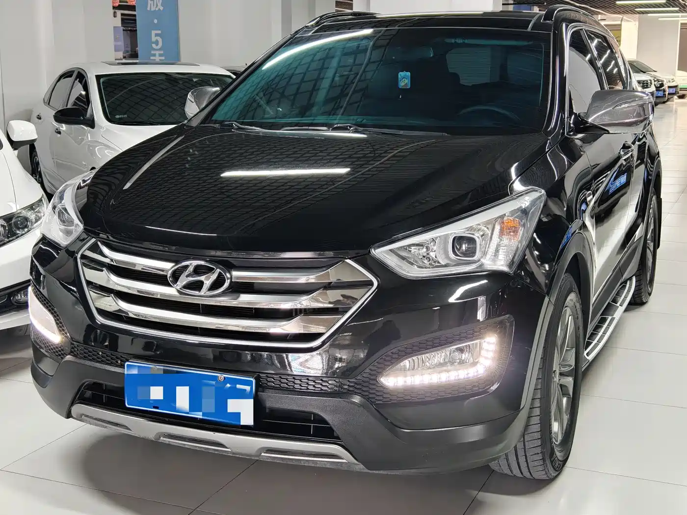 Hyundai Santa Fe 2015 2.0T Automatic 2WD Smart 5-Seater