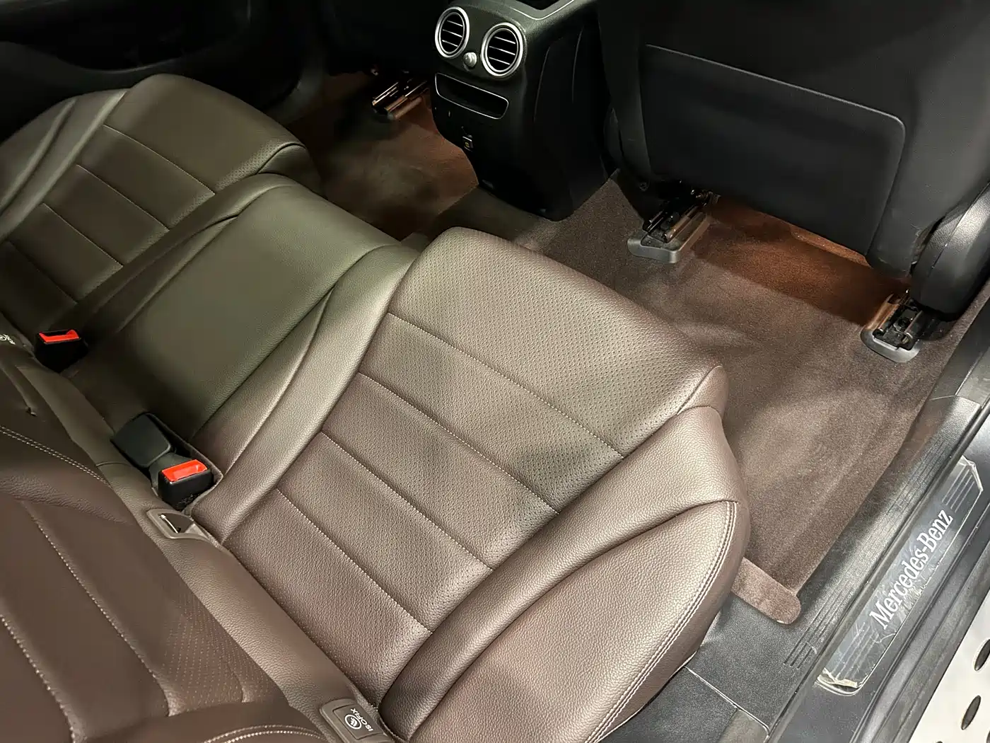 Mercedes-Benz GLC 2021 GLC 260 L 4MATIC Sporty фото 17