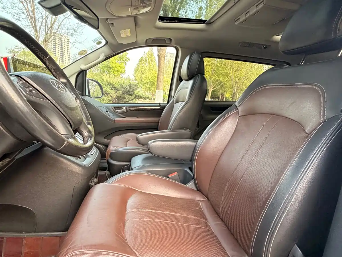 SAIC Maxus Maxus G10 2016 2.0T Automatic Luxury Executive Edition фото 6