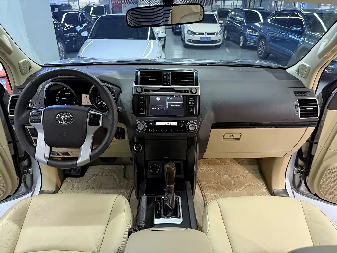 Toyota Prado 2016 2.7L Auto Luxury Edition фото 24