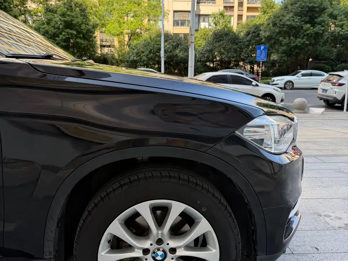Фото 11 - BMW X5 (Import)