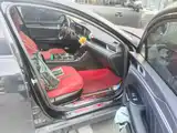Photo 10 - Kia K5