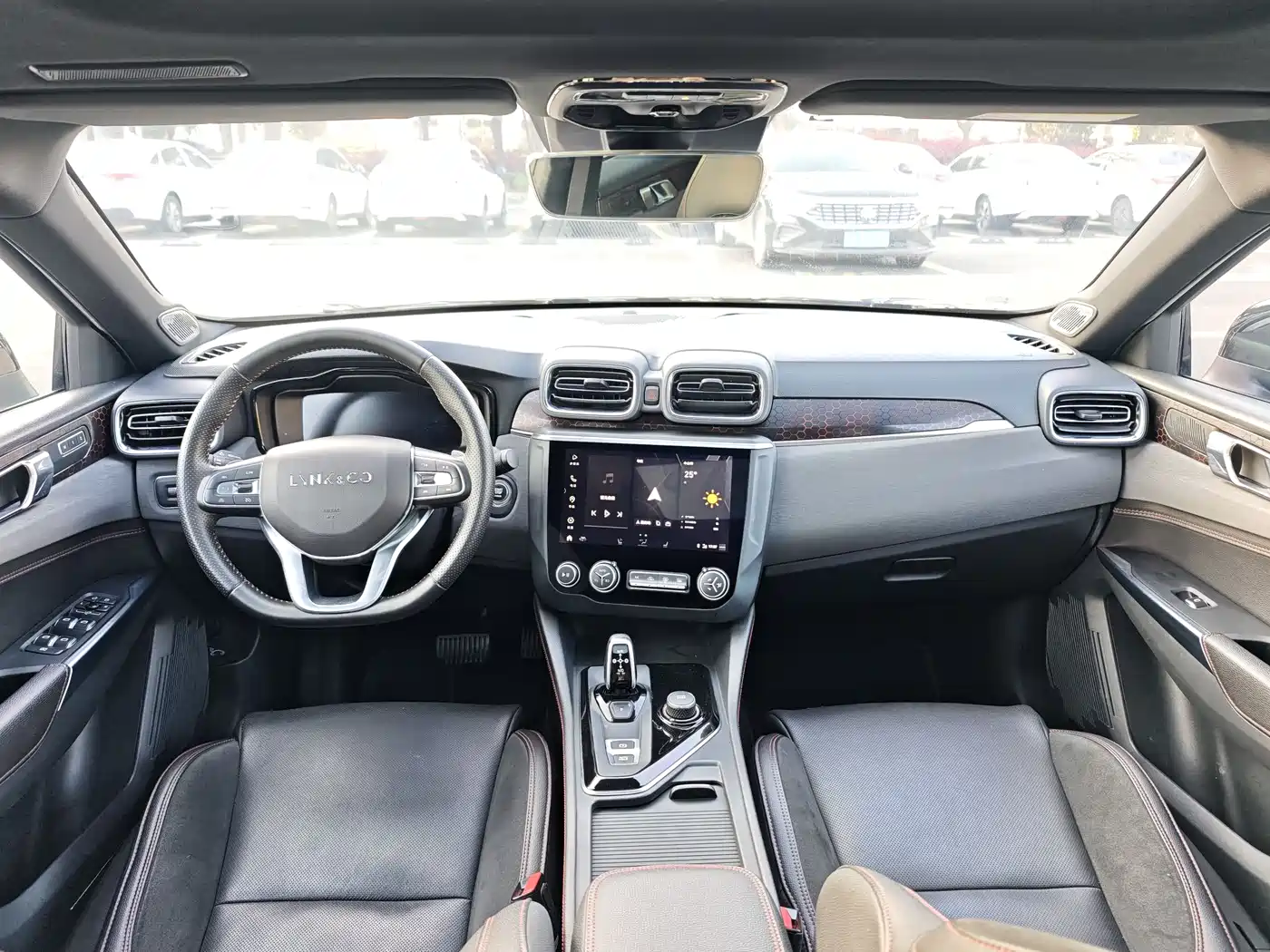 Lynk & Co 03 2020 2.0TD Auto Power Pro Edition фото 7