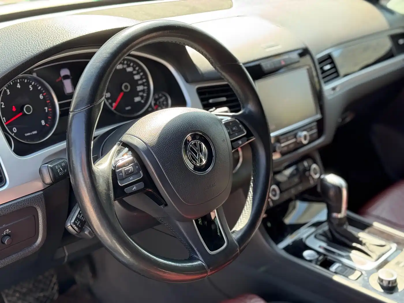 Volkswagen Touareg 2013 3.0TSI Limited Luxury Edition фото 16