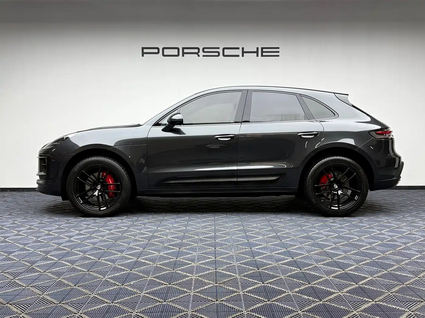 Porsche Macan 2023 Macan 2.0T фото 15