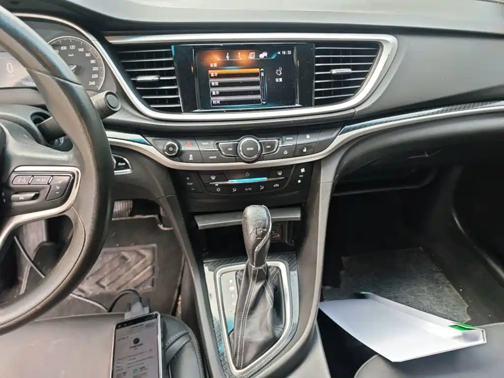 Фото 13 - Buick Excelle