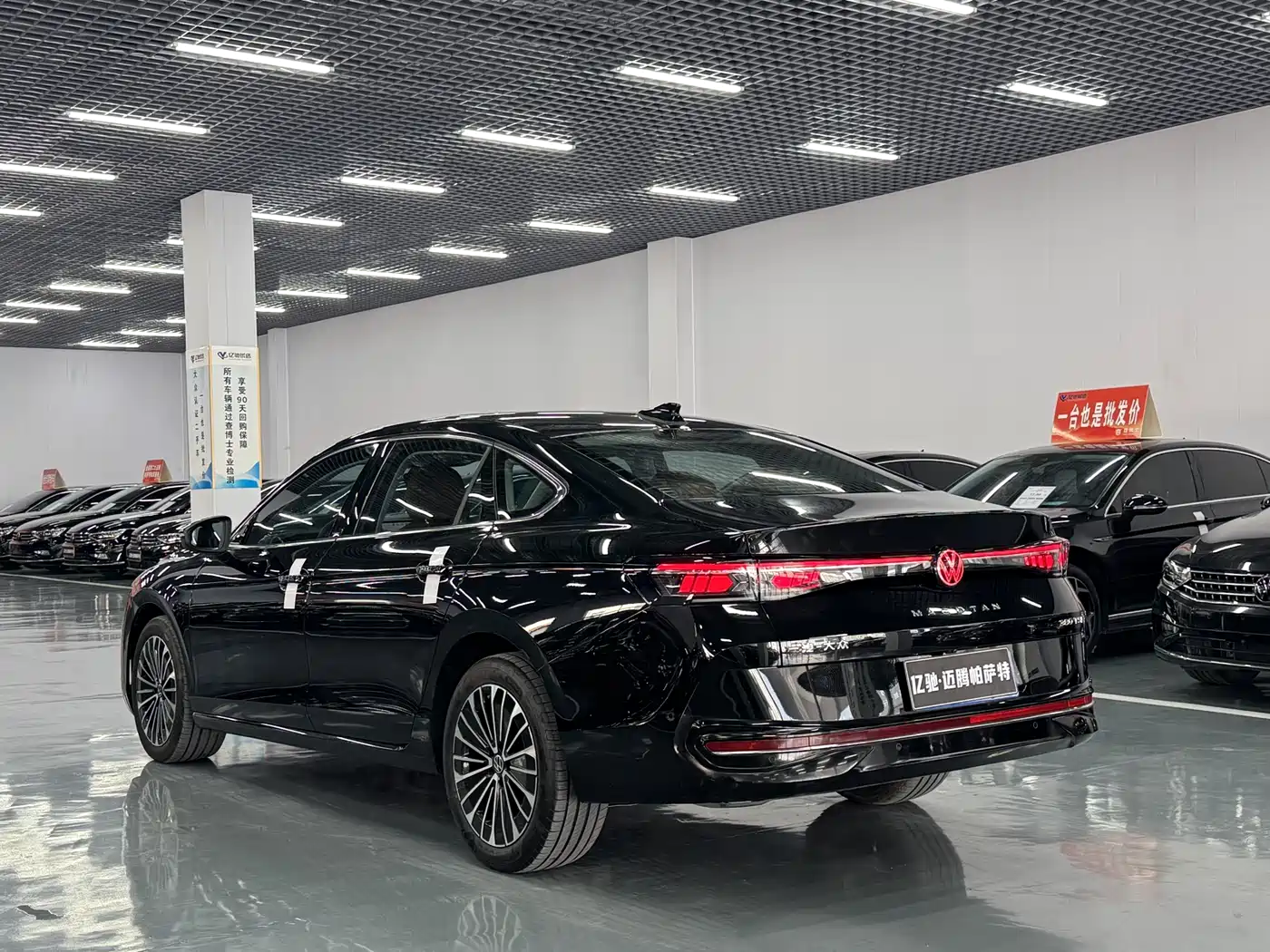 Volkswagen Magotan 2024 380TSI DSG Luxury Edition (Daimai Package) фото 4