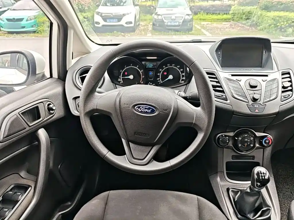 Ford Fiesta 2016 2013 Sedan 1.5L Manual Trend