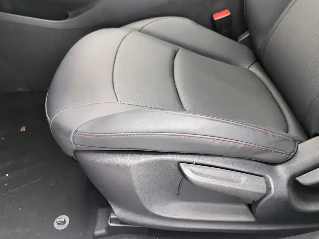 Roewe i5 2025 2026 1.5L CVT Luxury
