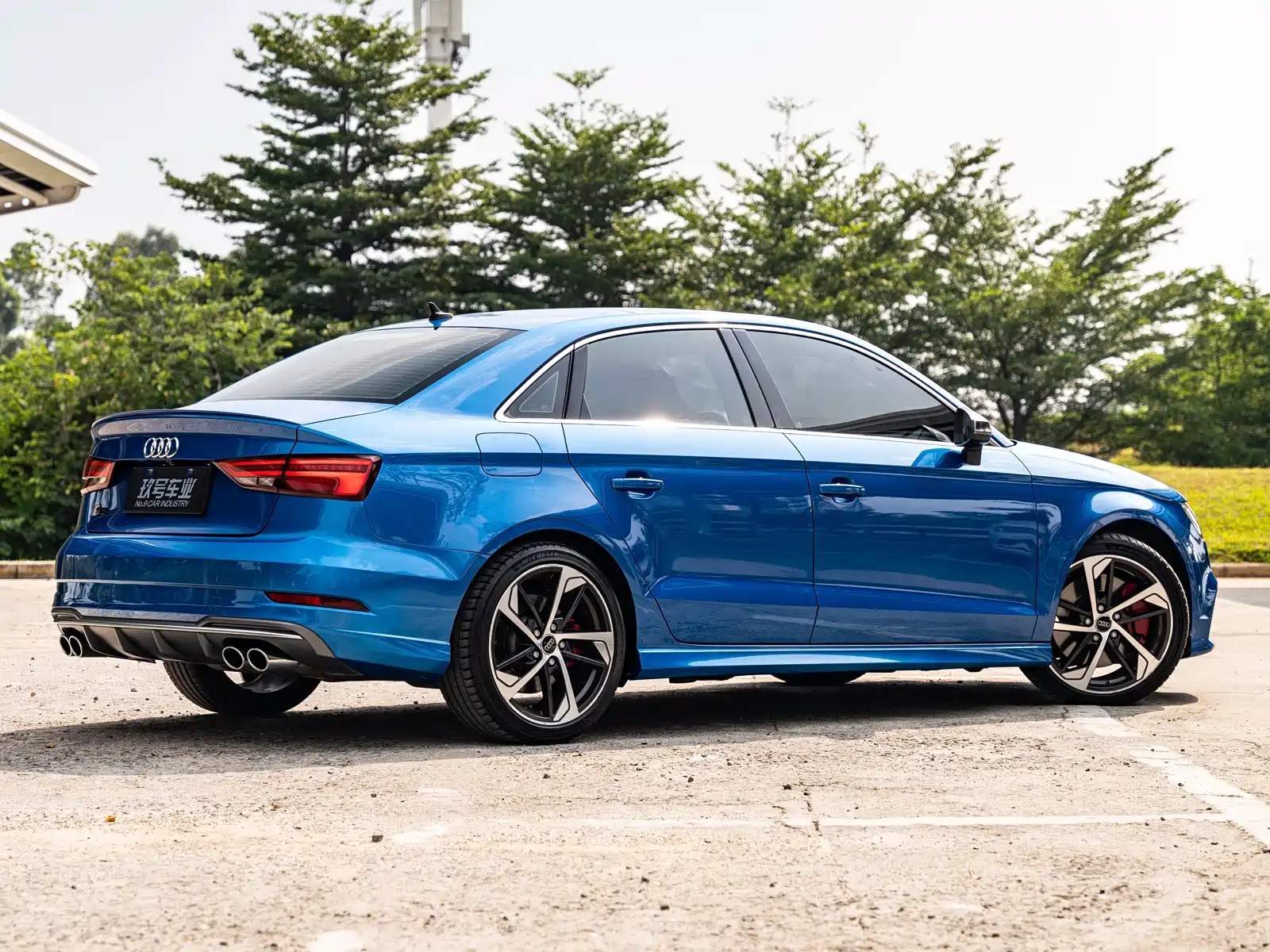 Photo 3 - Audi S3