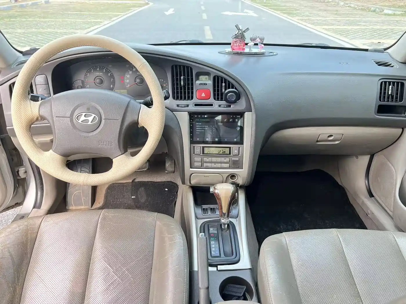 Hyundai Elantra 2005 Model 1.6L Automatic Luxury фото 9