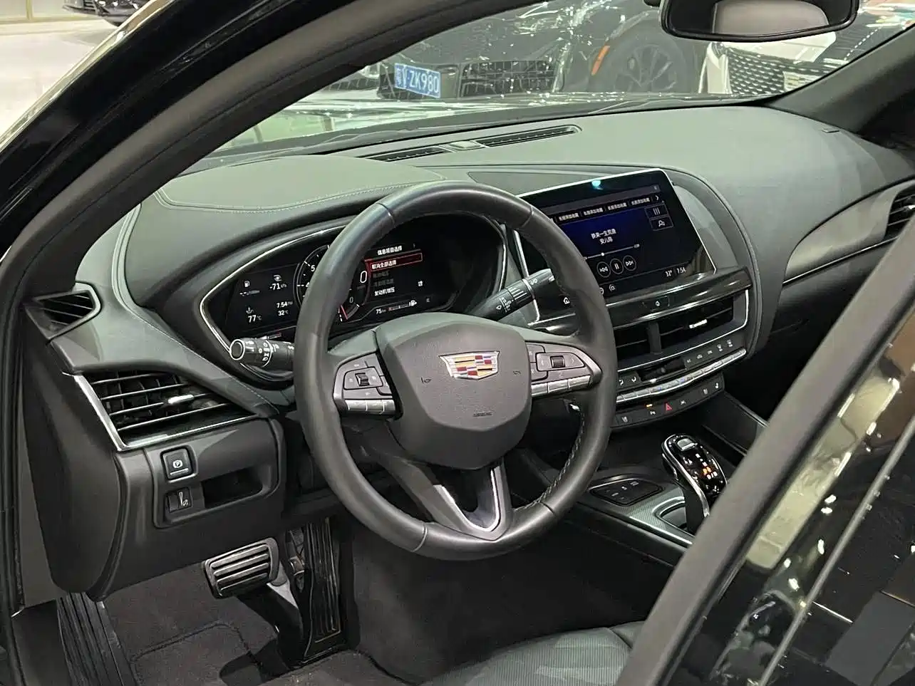 Cadillac CT5 2023 2023 28T Luxury Style (Standard Edition)