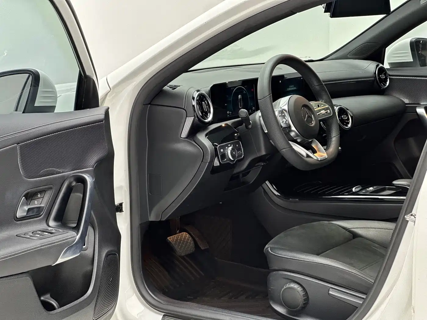Mercedes-Benz A-Class 2019 2019 A 180 L Sport Sedan