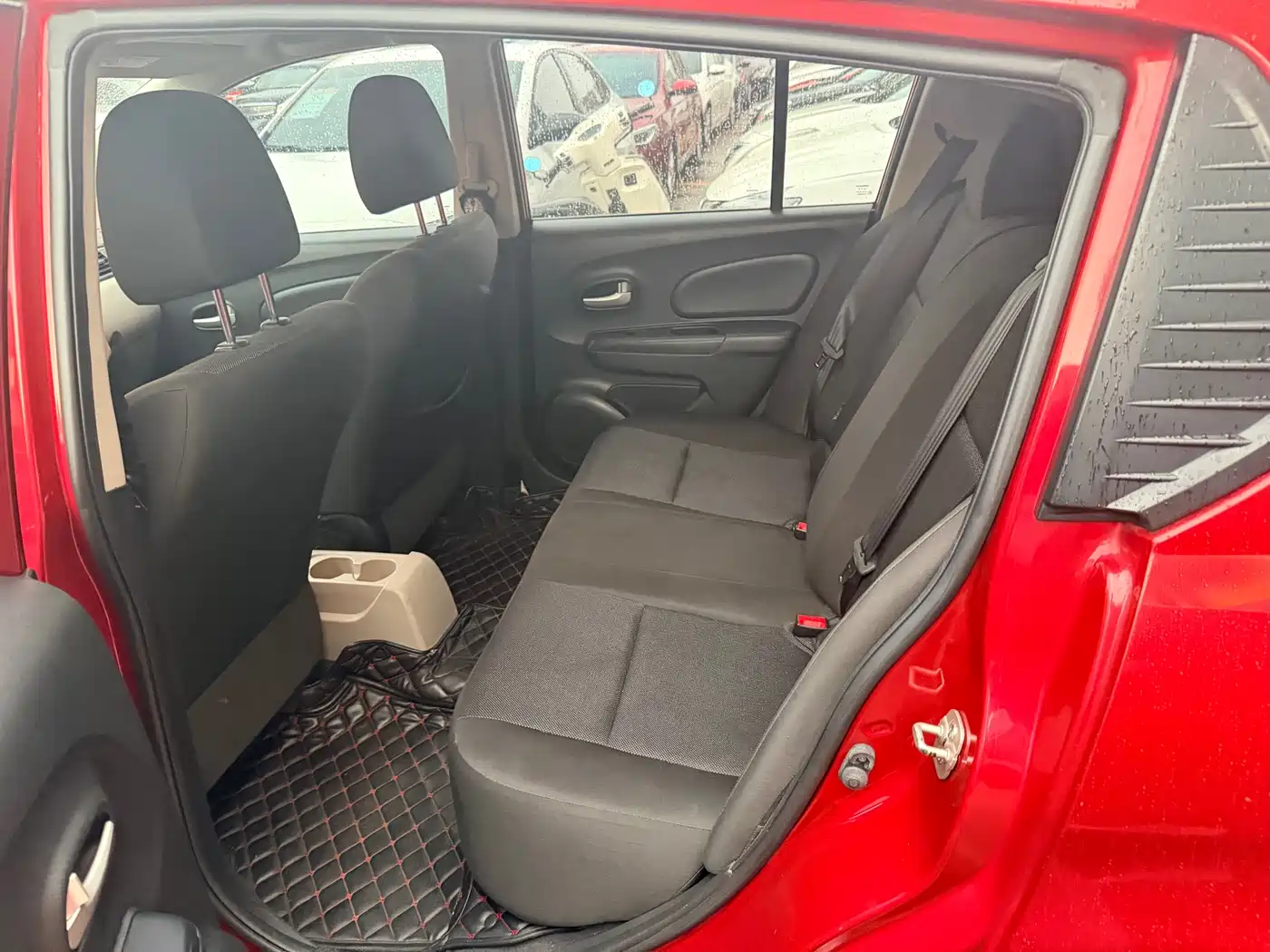 Venucia R50 2017 2016 Model 1.6L Automatic Elite Edition