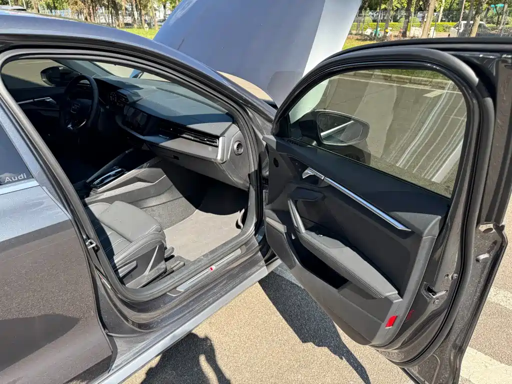Фото 23 - Audi A3