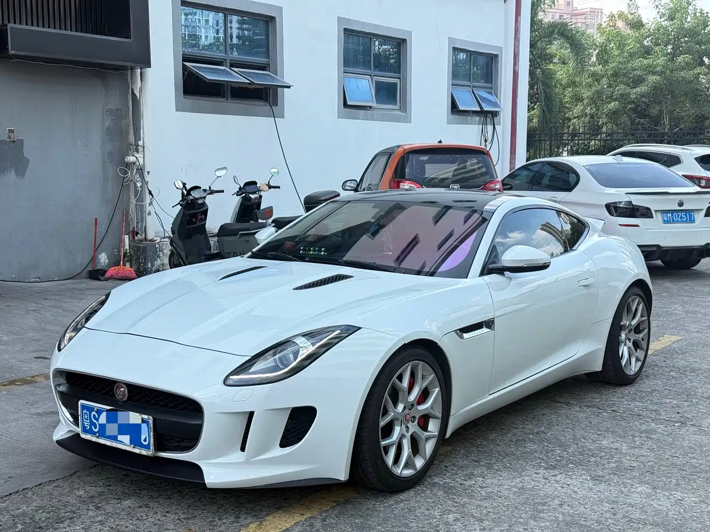 Jaguar F-TYPE 2017 2016 3.0 SC Hardtop