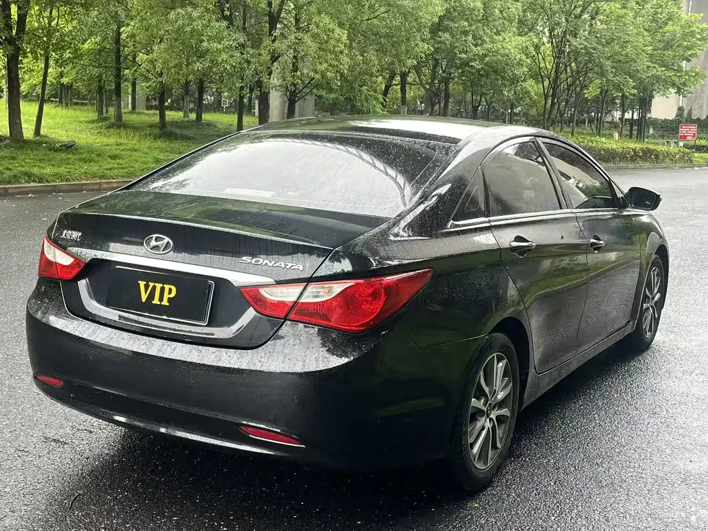 Hyundai Sonata 2013 2013 Model 2.0L Automatic Leading Edition