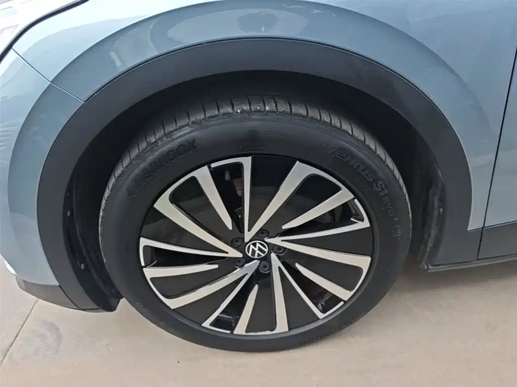 Volkswagen ID.4 X 2023 Pure Long Range Edition фото 23