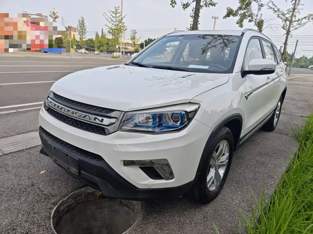 Фото 2 - Changan CS75
