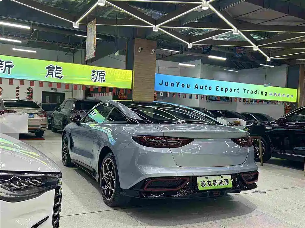Nezha Auto Nezha GT 2024 2023 Model 560 Lite