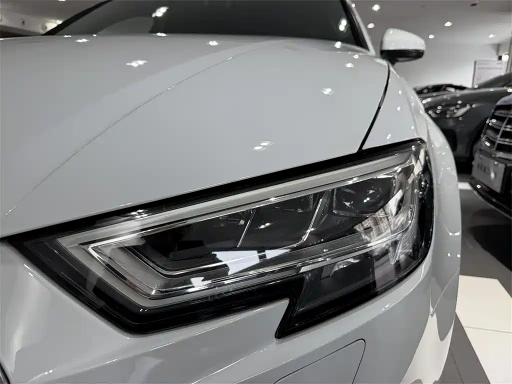 Фото 10 - Audi A3