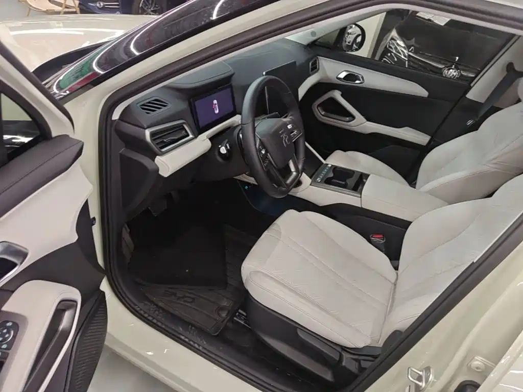 BYD Yuan UP 2026 2025 Smart Drive Edition 401KM Vitality Version