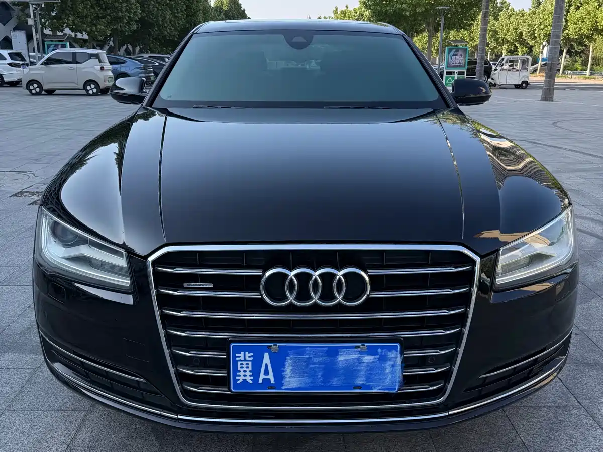 Audi A8 2014 A8L 45 TFSI quattro Comfort фото 2