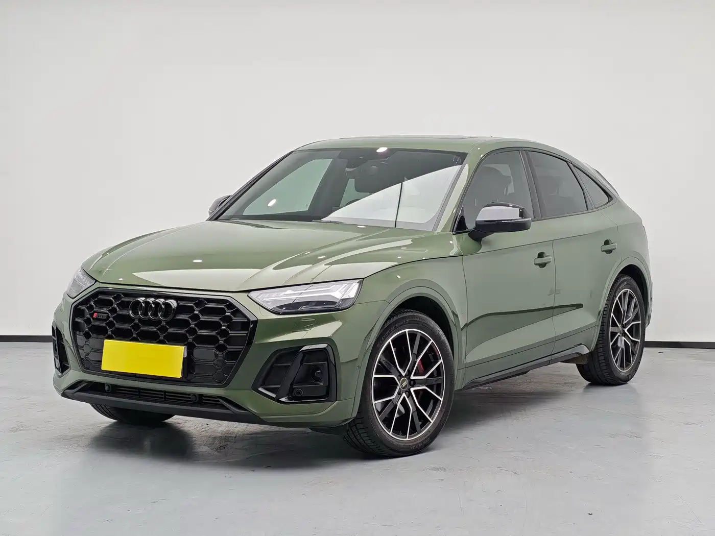 Audi SQ5 Sportback 2023 — пригон из Китая