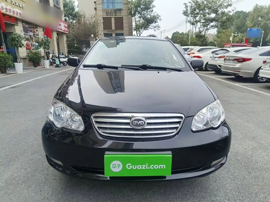 Фото 3 - BYD F3