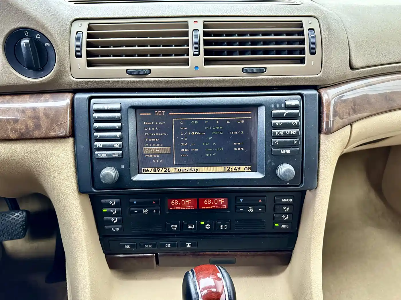 BMW 7 Series 2001