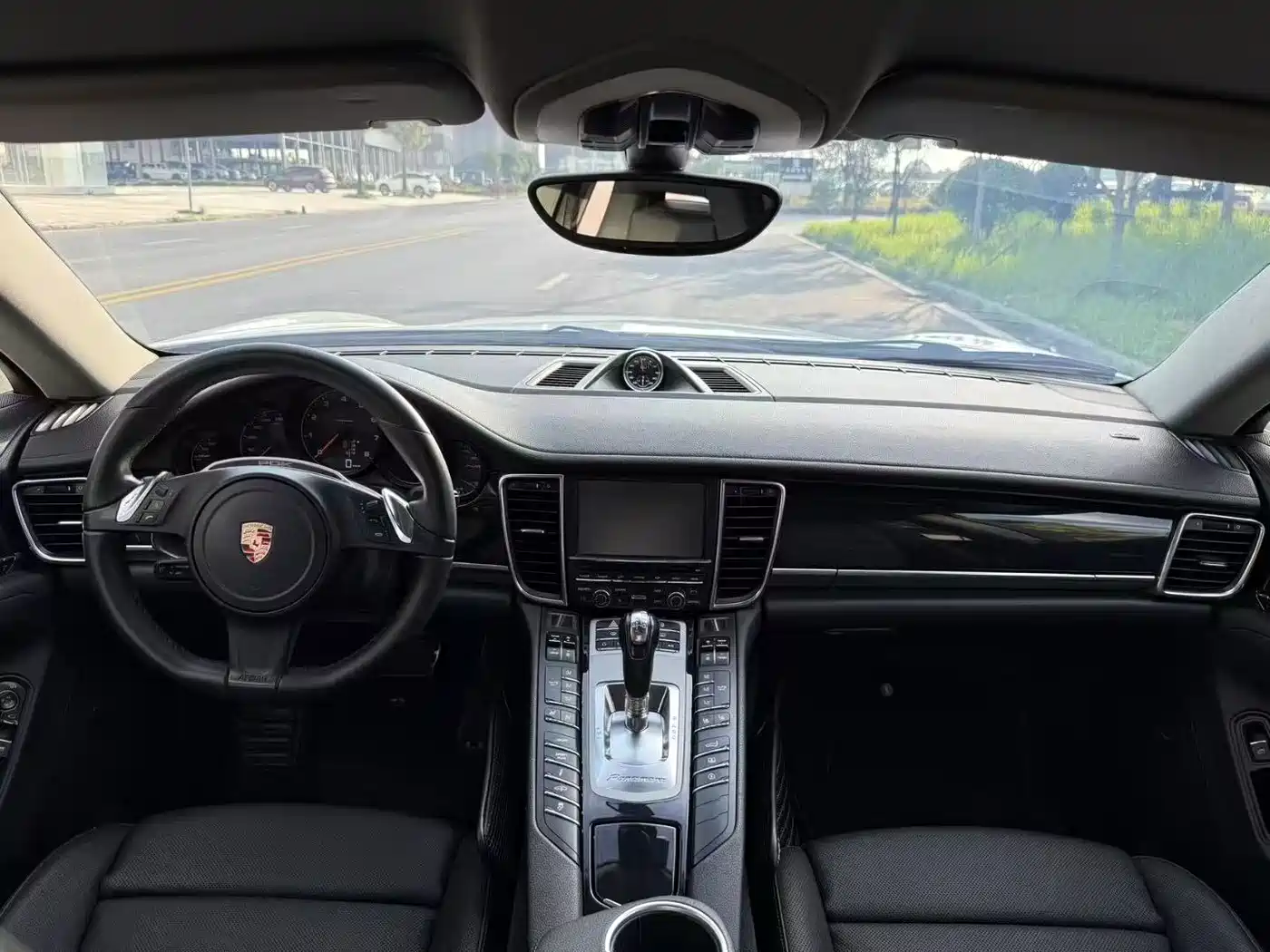 Porsche Panamera 2013 Panamera 4 Platinum Edition 3.6L фото 8
